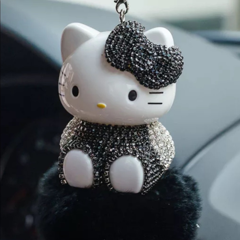 Hello kitty black accent crystal dangler - Picture 4 of 4